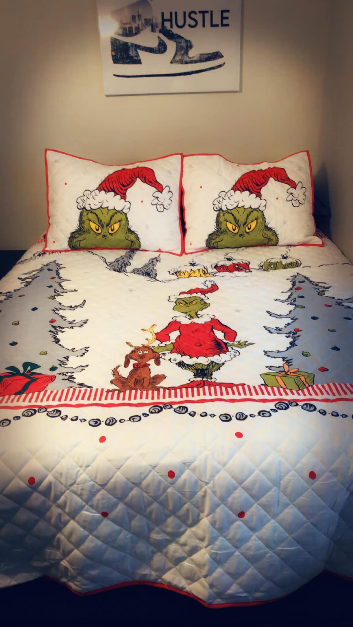 The Grinch Bedding Set T-44964