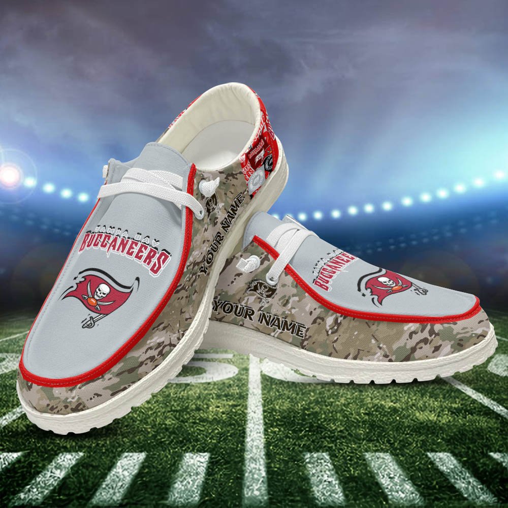 Tampa Bay Buccaneers White HD Shoes Custom Your Name, Sport Shoes For Lovers, Sport Gift, Sport Team Shoes ETHY-52506 HD Shoes 2024 Version