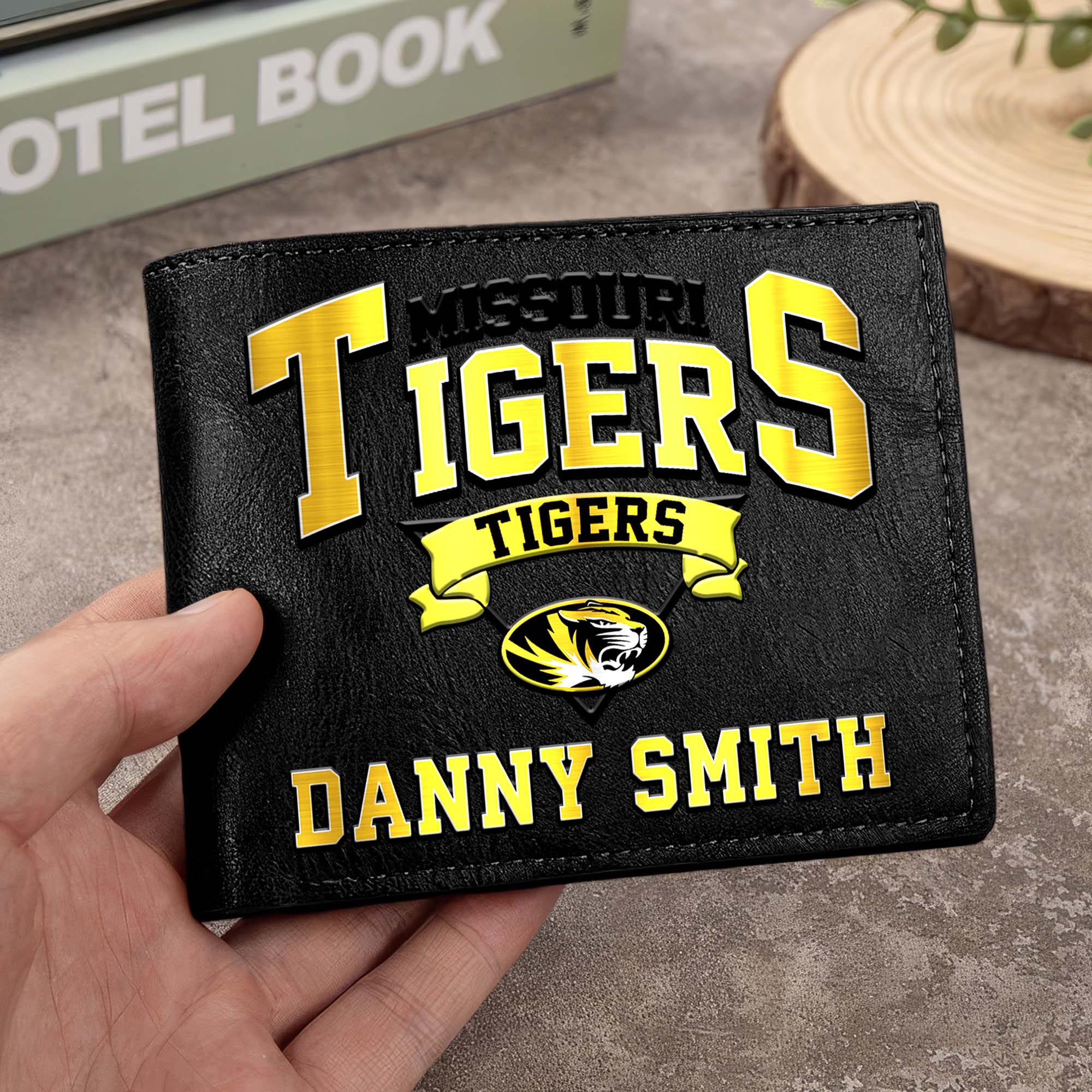 Missouri Tigers Men Wallet Custom Your Name, Football Team Men Wallet For Fans, Gifts For Football Lovers EHIVM-02261050
