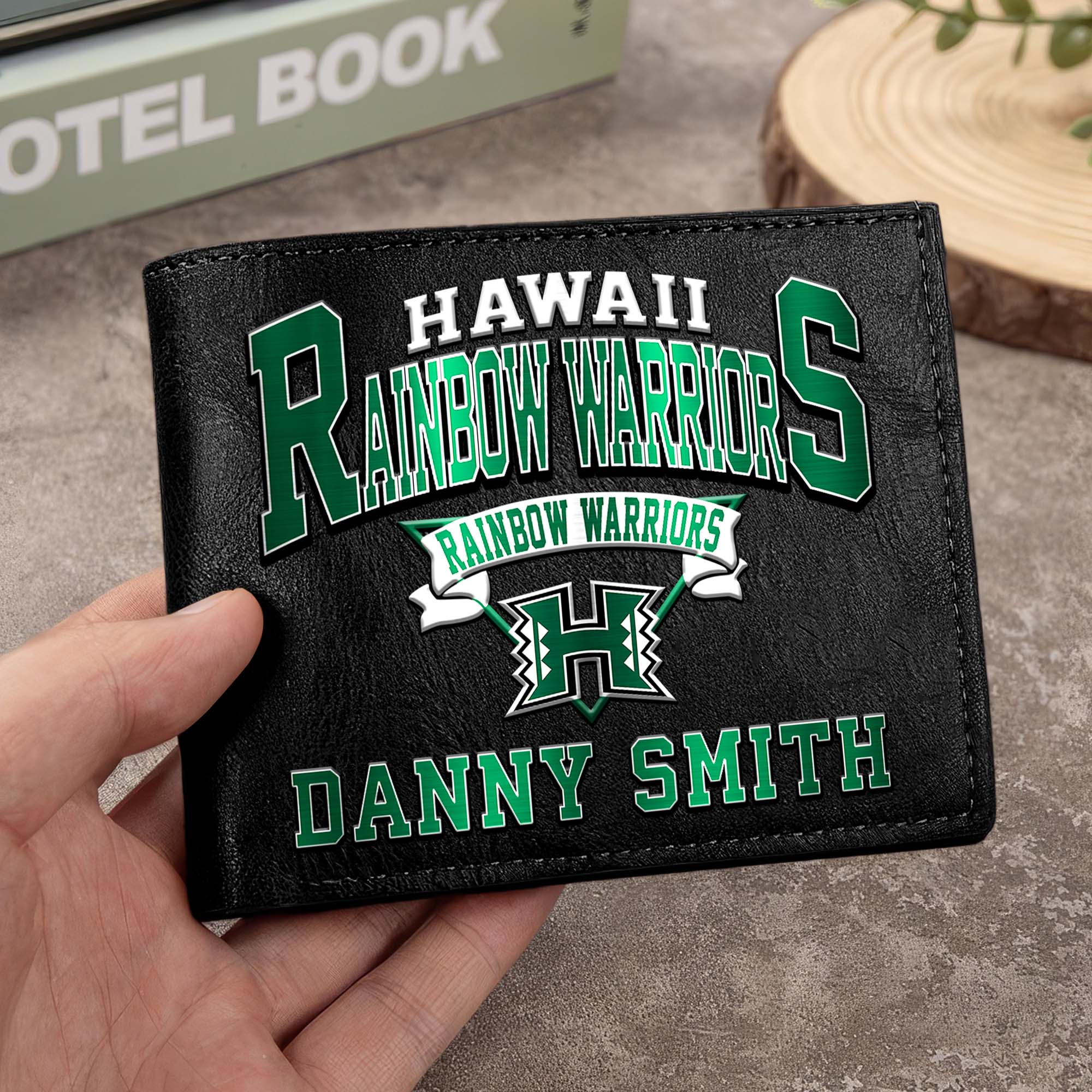 Hawaii Rainbow Warriors Men Wallet Custom Your Name, Football Team Men Wallet For Fans, Gifts For Football Lovers EHIVM-02261050