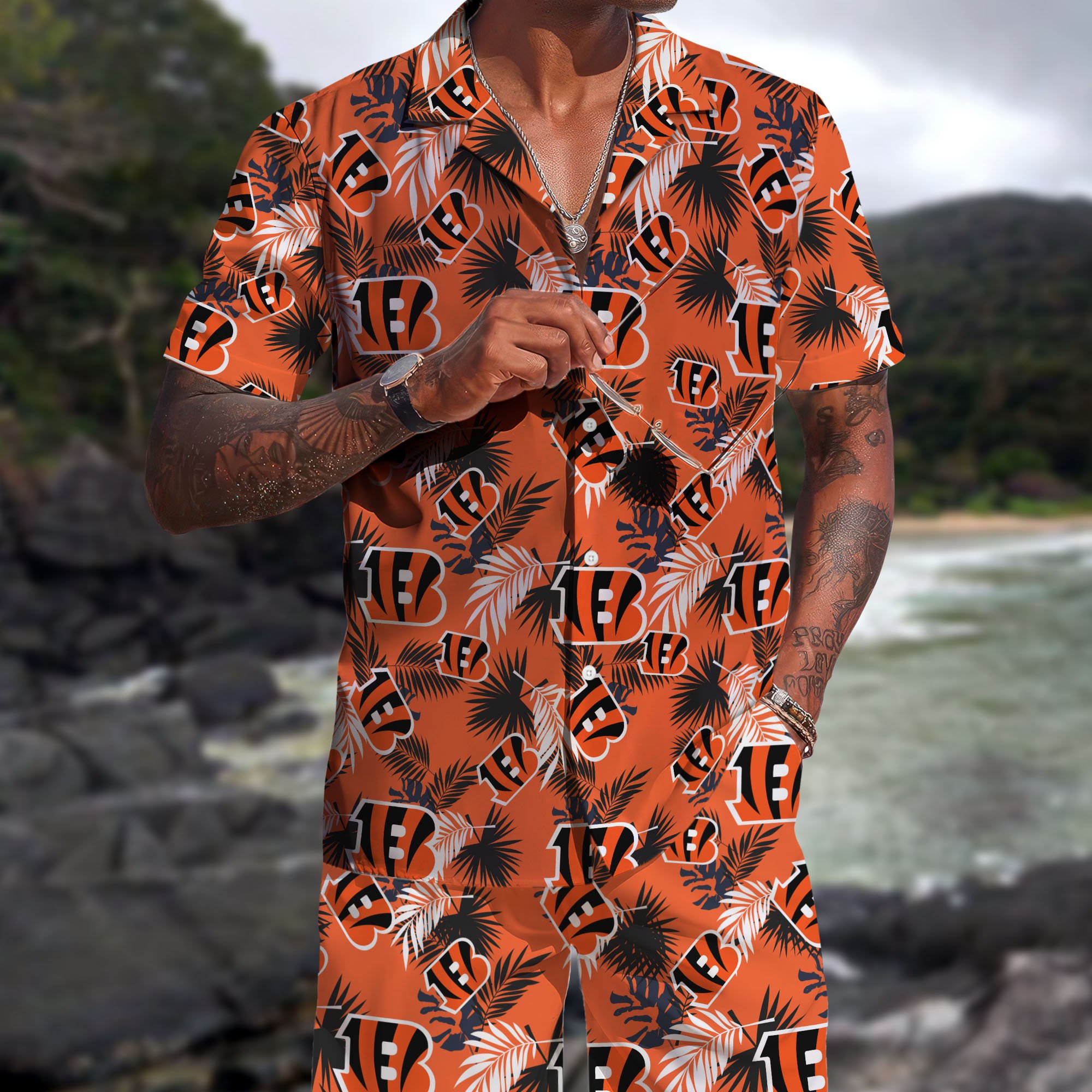 Cincinnati Bengals Hawaiian Shorts Set  2025 Version, Hawaiian Shirts, Sports Shorts, Gifts For Fan EHIVM-0204668