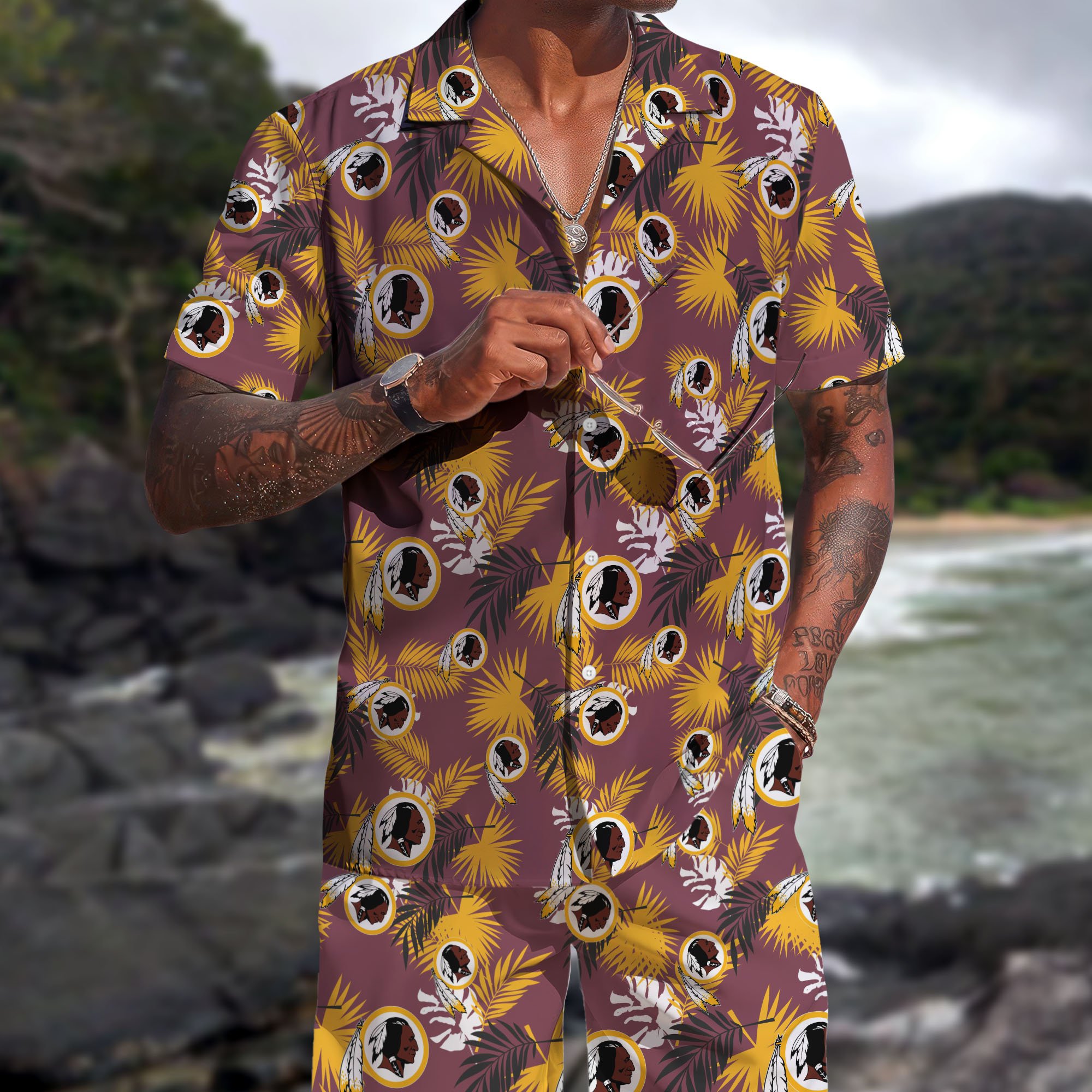 Washington Redskins Hawaiian Shorts Set  2025 Version, Hawaiian Shirts, Sports Shorts, Gifts For Fan EHIVM-0204668