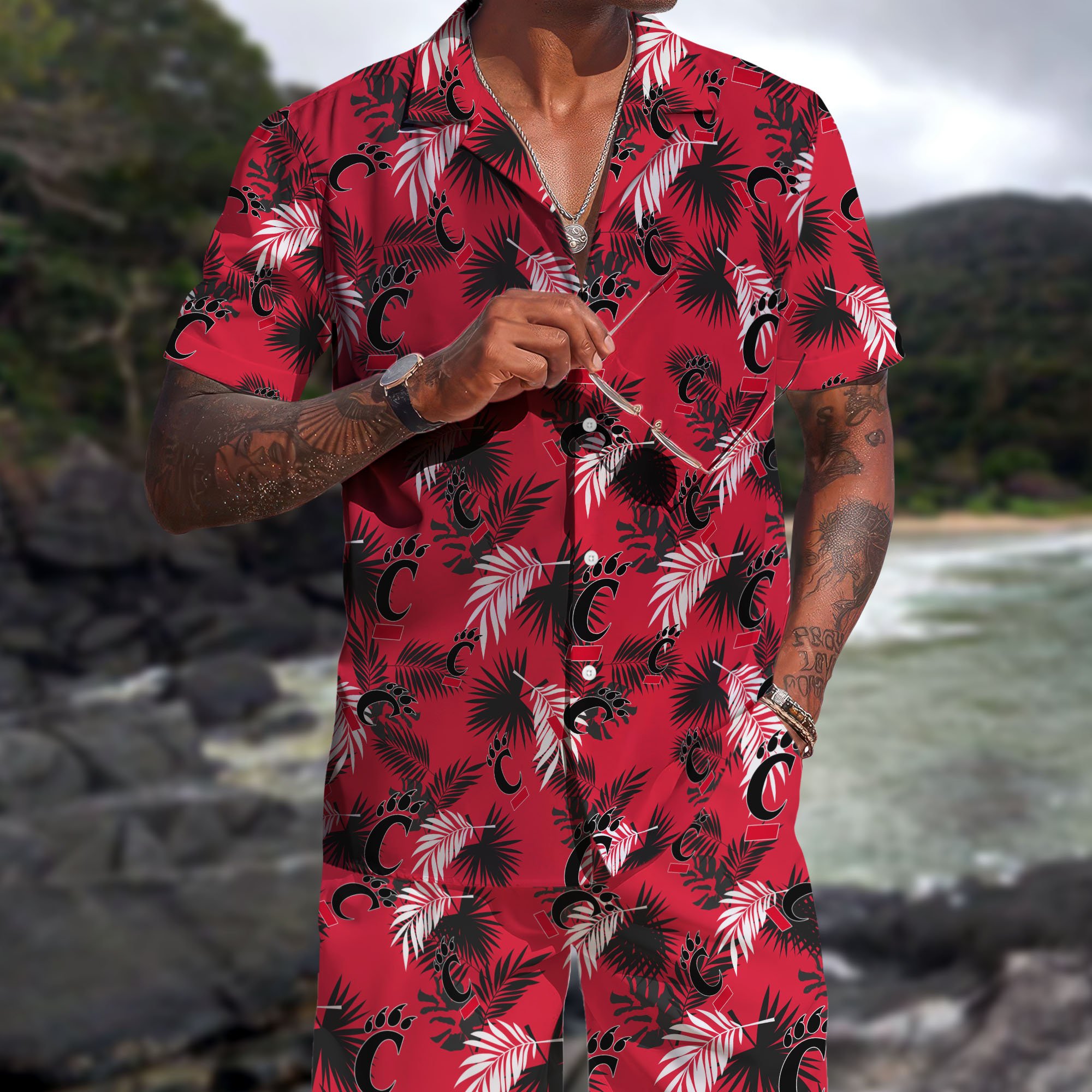 Cincinnati Bearcats Hawaiian Shorts Set  2025 Version, Hawaiian Shirts, Sports Shorts, Gifts For Fan EHIVM-04171878