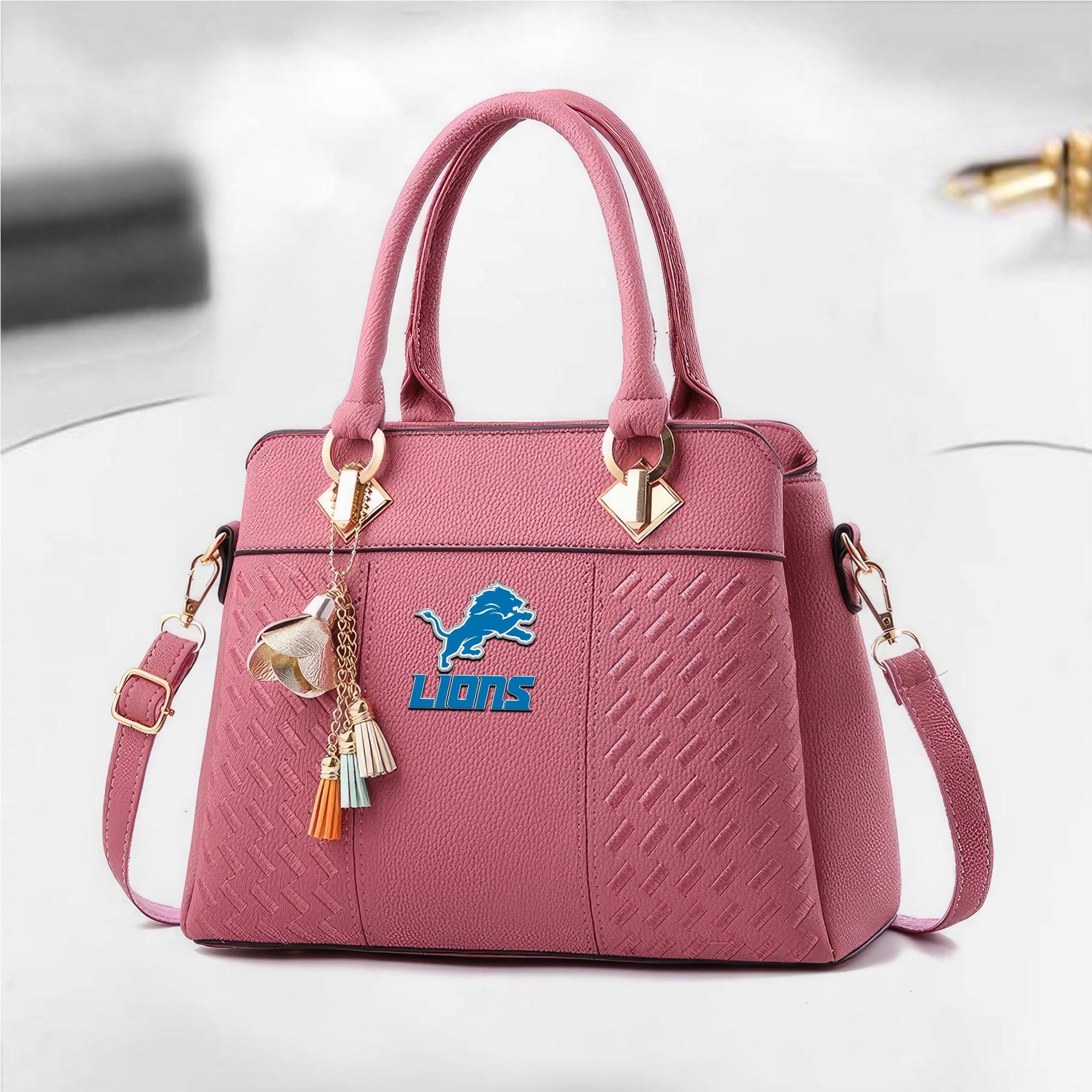 Alternative view of Detroit Lions Deluxe Handbag For Women 2025 Versions, Sport Deluxe Handbag, Mother's Day Gift EHIVM-04242023