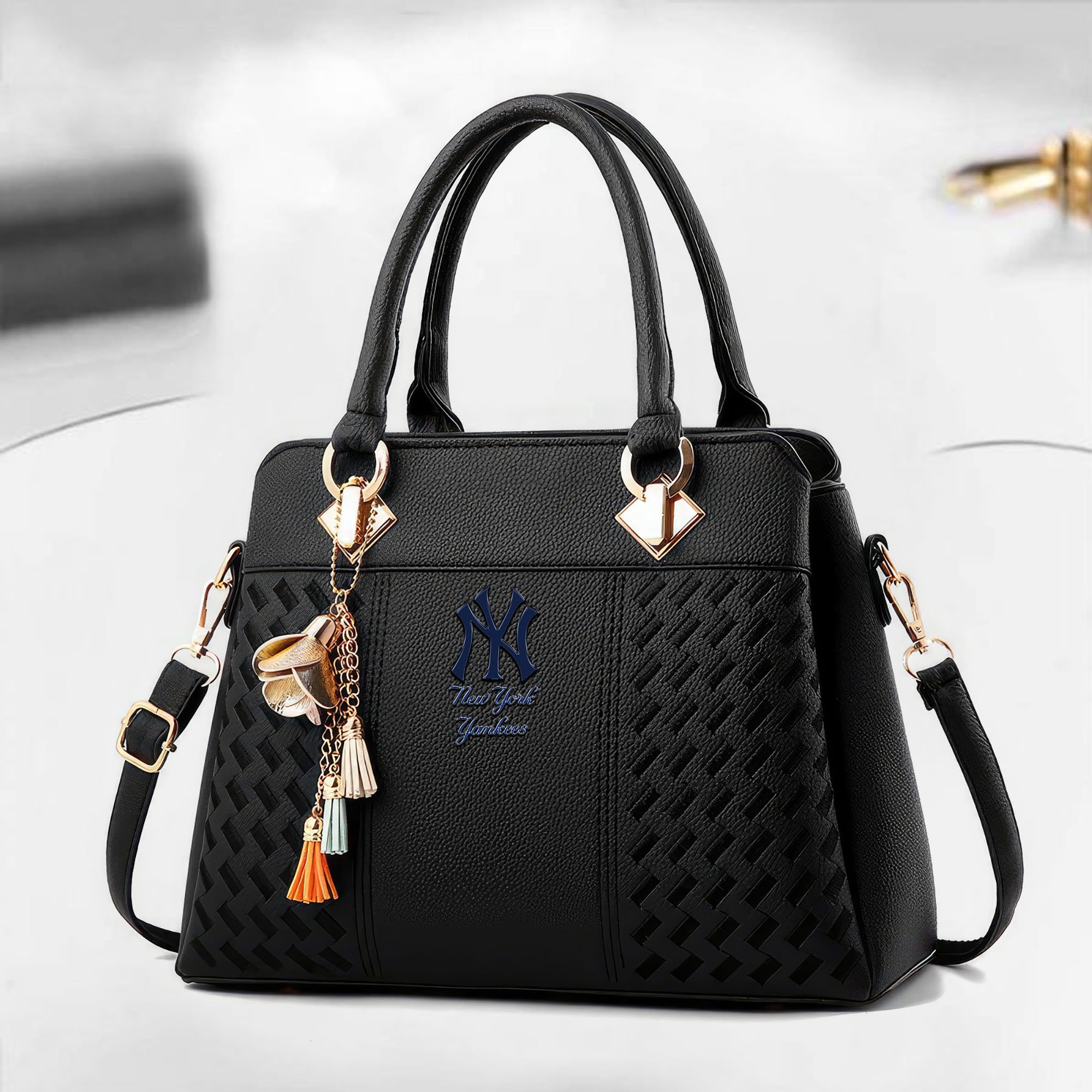 New York Yankees Deluxe Handbag For Women 2025 Versions, Sport Deluxe Handbag EHIVM-04191928