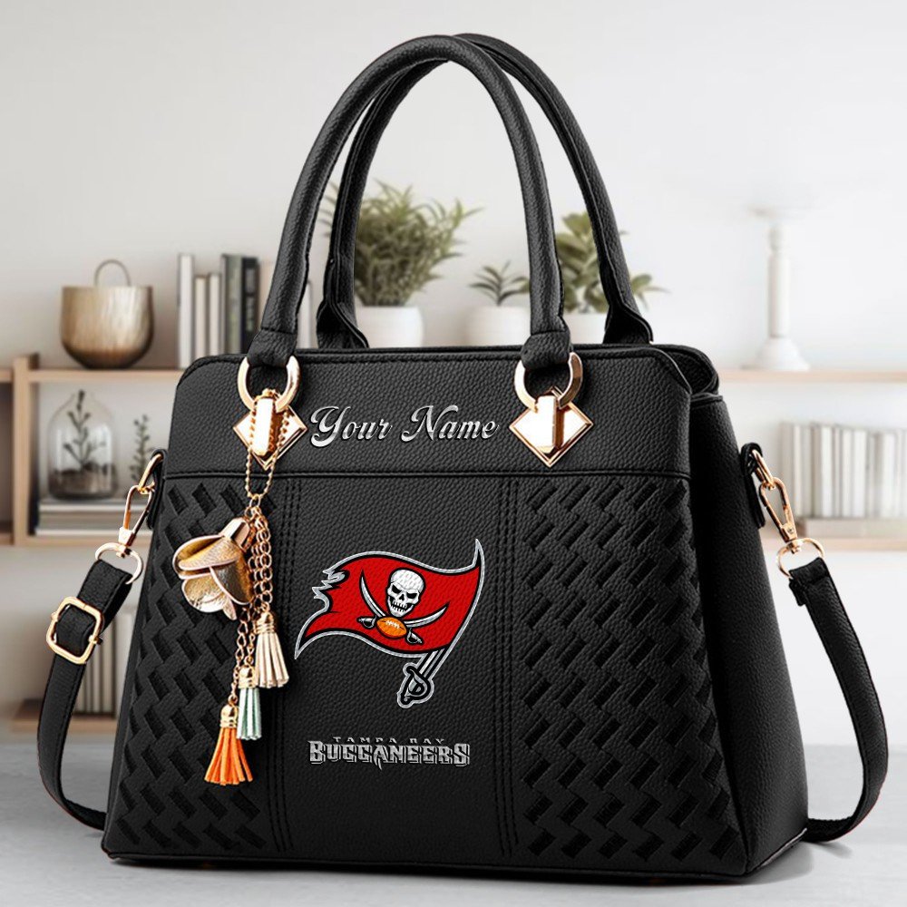 Alternative view of Tampa Bay Buccaneers Deluxe Handbag For Women Custom Name 2025 Versions, Sport Deluxe Handbag EHIVM-06102506